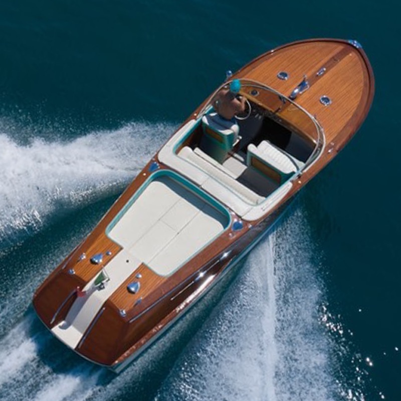 Riva rent Sirmione Riva speedboat Sirmione