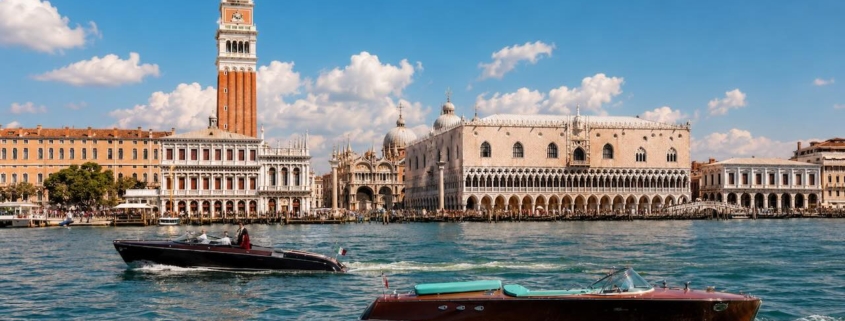 Riva boat rental in Venice on the Venetian Lagoon